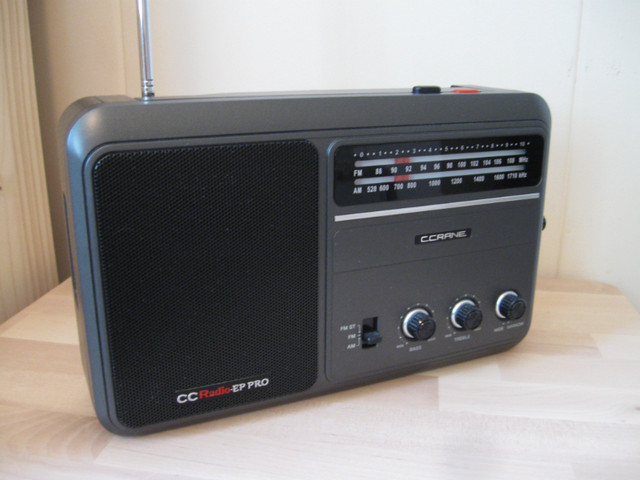 C. Crane "CCRadio - EP PRO" AM FM High Sensitivity Radio in Stereo Systems & Home Theatre in North Bay - Image 2