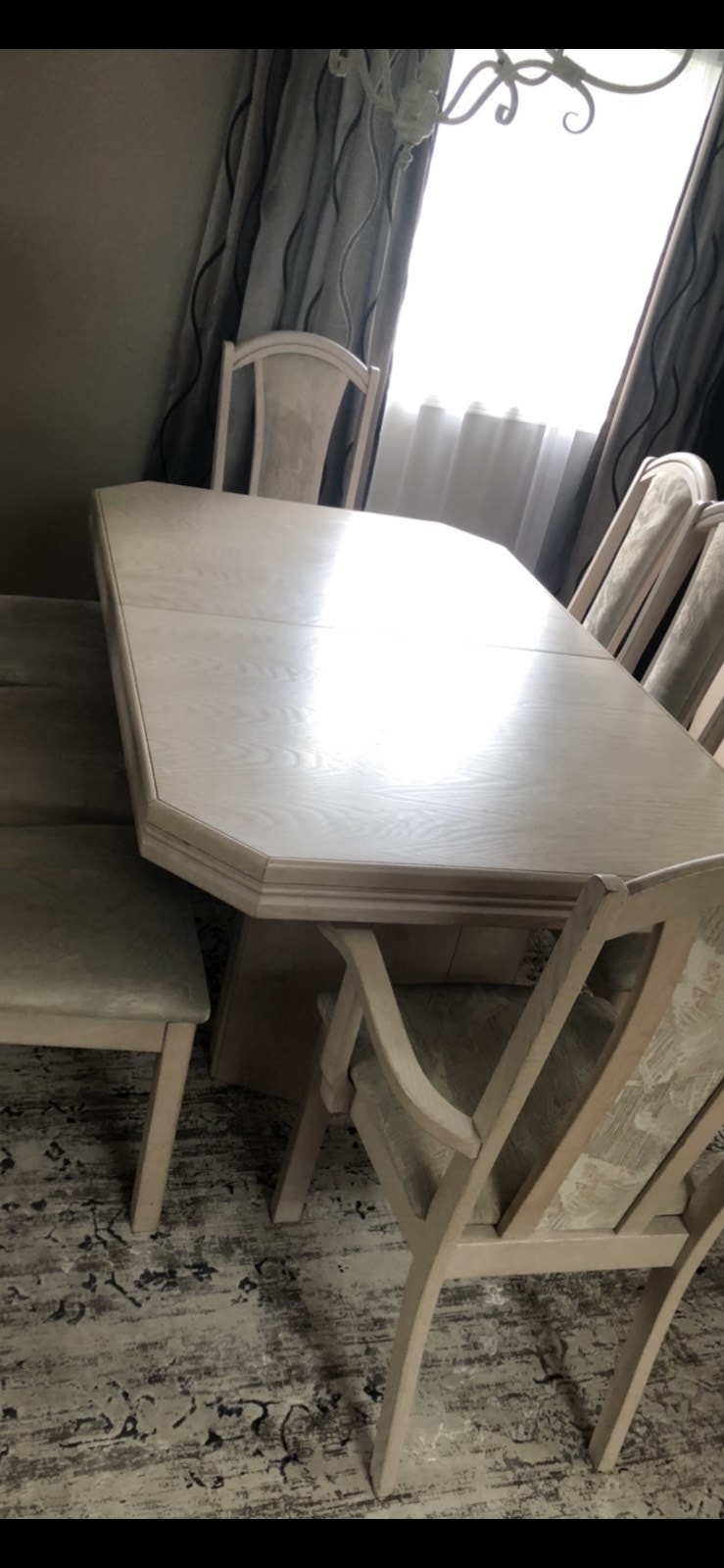 Solid wood dining table & chairs Dining Tables & Sets Kitchener