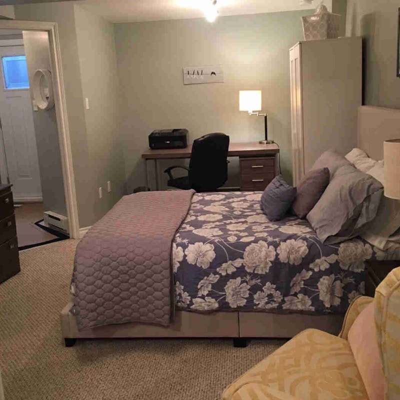 Bachelor Suite Near Avalon Mall Moss Heather Dr Utl Inc Long Term