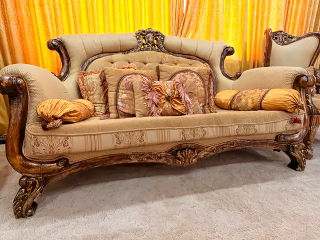 Solid wood Ashley Sofa Set (Moving sale) in Couches & Futons in Markham / York Region - Image 3