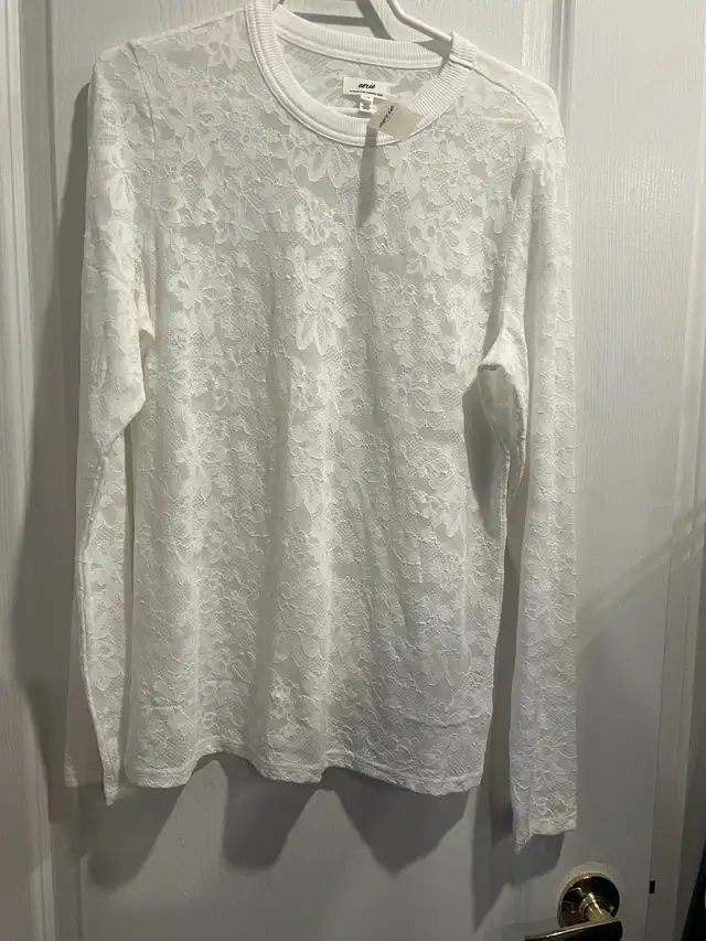 Aerie Lace Long Sleeve Top