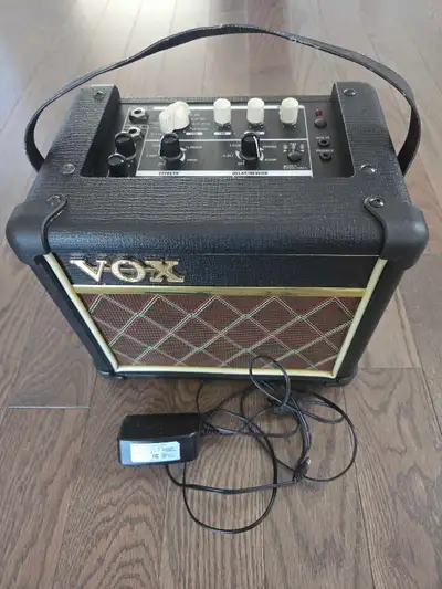 Vox 3W guitar practice amp, View more