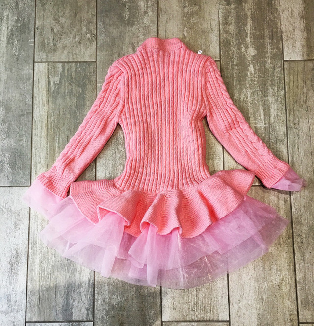 Girls Knitted Dress 6-7 Y, 130 cm War Dress Princess Dancewear in Kids & Youth in City of Toronto - Image 4