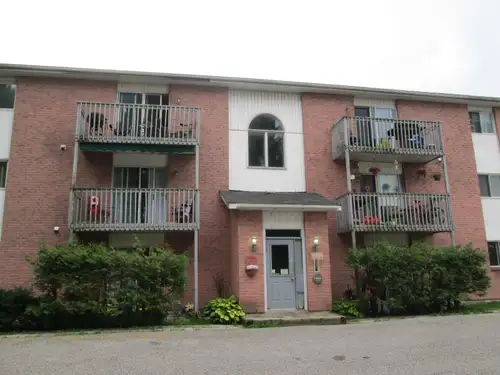 Second floor apartment available for immediate occupancy at 25 Alexandra Street in Bracebridge, feat...