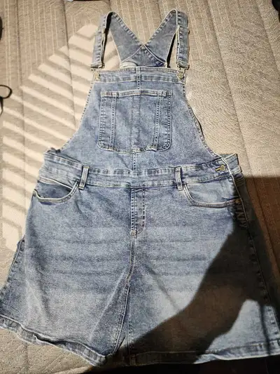 Womens Overalls SIZE XL, View more