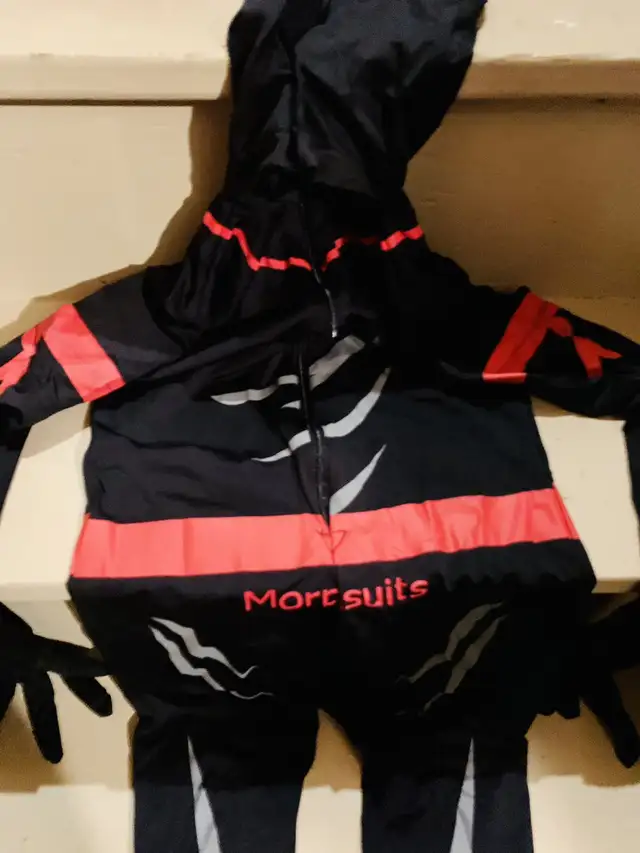 Kids Halloween Ninja Morph Suit Costume Size Large 12 in Costumes in Calgary - Image 11