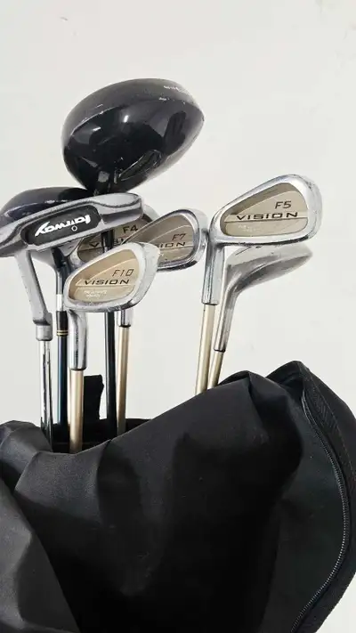 Fairway Vison Junior Left Handed Golf Clubs Ages 7-10. Irons # 4, 5, 7, 10, Potter, Wood-5, Wood-7,...