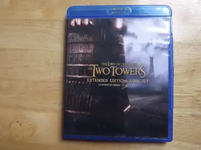 The Lord Of Rings "Two Towers" 2 Blu-ray Set I have for sale The Lord Of Rings "Two Towers" Extended...