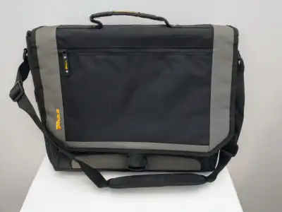 Targus laptop bags, View more