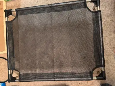 Elevated Dog Bed. 27.56” X 21.65” Pick up only. No holds. $30. Price is not negotiable. Cash only, e...