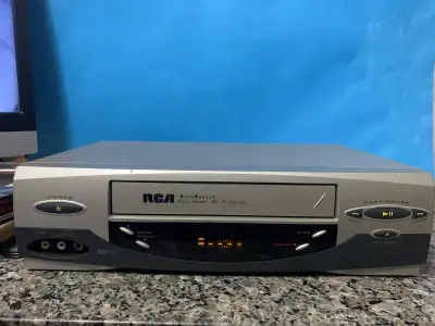 RCA VR637HF VHS VCR+ PLAYER 4-HEAD HI-FI STEREO TESTED NO REMOTE, View more