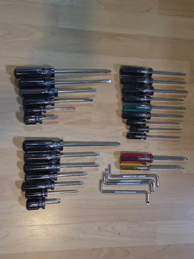 28 piece complete screw driver set, View more