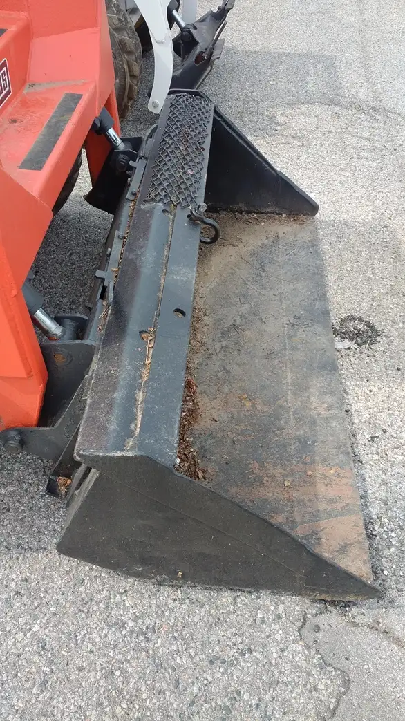 Kubota powered Thomas T173 skid steer | Heavy Equipment | City of ...