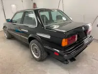 Bmw custom trailer with oem e30 HITCH racing dynamics PAINTED 5k
