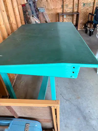 Drafting table top . $20 Great for crafting. Cash and text only