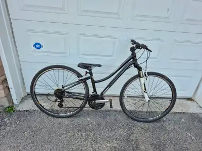 Extra small Trek Neko aluminum hybrid bicycle, View more