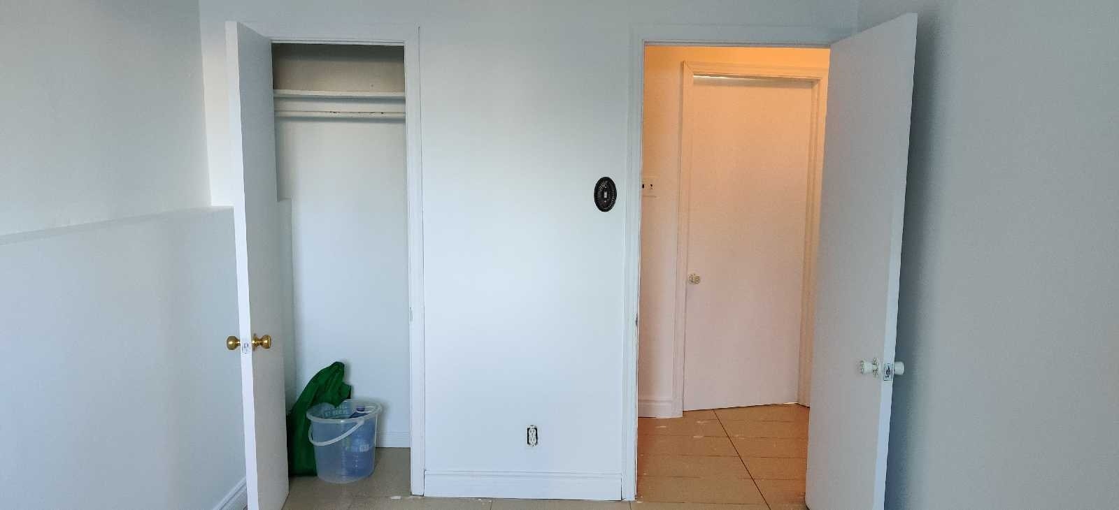 Separate room for rent in lachine . — photo 2
