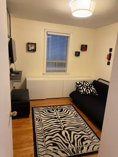 Private 1 futon bdrm & more! Safe Etobicoke neighborhd