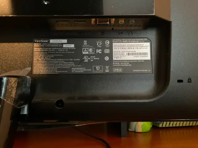 ViewSonic 27” Wide Monitor For Gaming in Monitors in Longueuil / South Shore - Image 4
