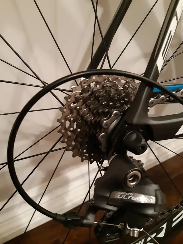 Road bike in Road in Markham / York Region - Image 4