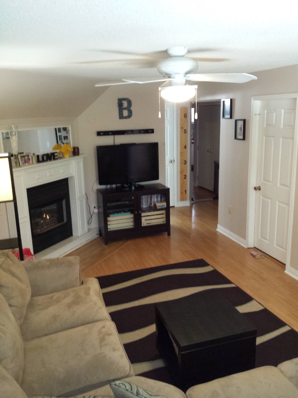 Bradford LEGAL Walkout 2 bed + Office  Basement apartment 1