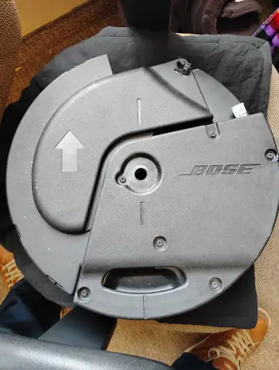 Bose subwoofer designed to mount discretely in your trunk in the spare tire. Designed specifically f...