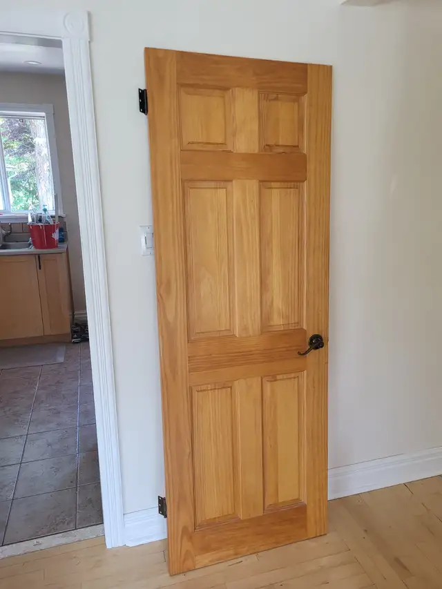 INTERIOR DOORS WITH HARDWARE in Other in City of Toronto - Image 5