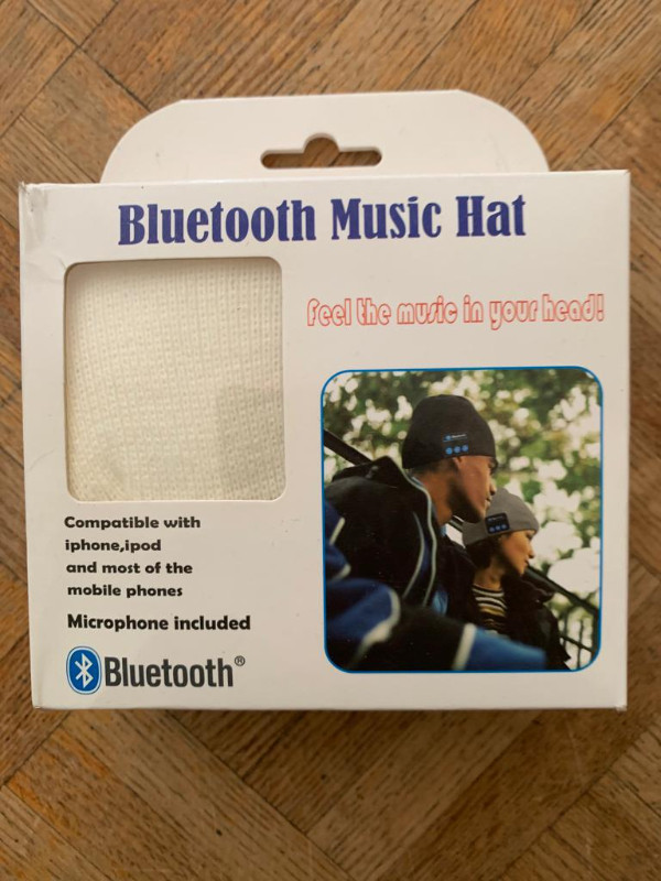 Bluetooth Music Hat with microphone in General Electronics in Oakville / Halton Region - Image 2