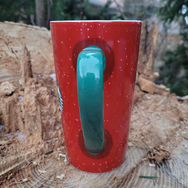 2020 Starbucks Tall Holiday Christmas Mug in Holiday, Event & Seasonal in City of Toronto - Image 3