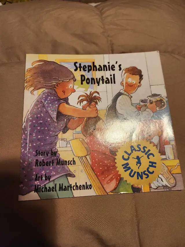 Stephanie's Ponytail by Robert Munsch in Children & Young Adult in Hamilton - Image 2