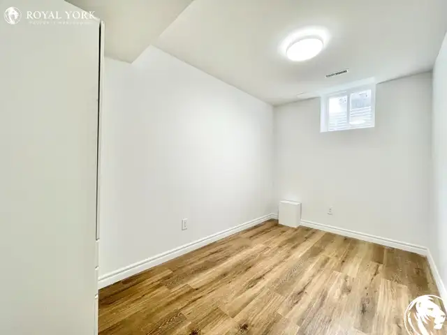 2 Bedroom basement for rent at Markham, Separate entrance in Long Term Rentals in Markham / York Region - Image 4
