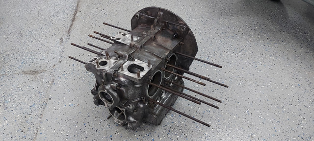 Machinage de bloc moteur volkswagen beetle 1600cc  in Engine & Engine Parts in Lévis
