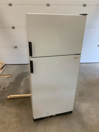 Propane electric fridge 