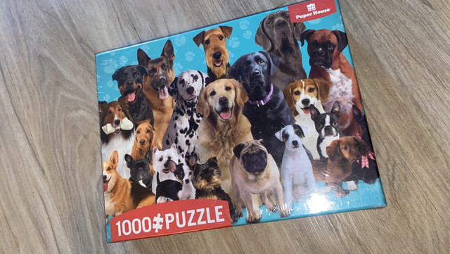 1000 piece dog puzzle  in Toys & Games in Burnaby/New Westminster