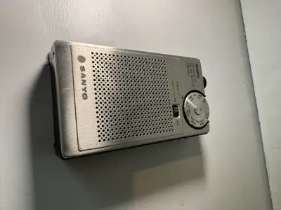 SANYO RPM-6800 Vintage Portable AM FM Radio Retro Works Great, View more