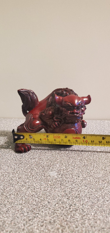 Vintage Feng Shui Foo Dog - Red Resin in Arts & Collectibles in City of Toronto - Image 4