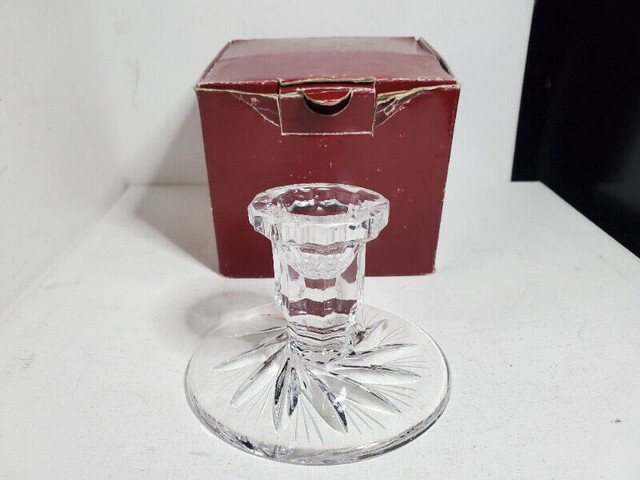 Pinwheel crystal chandelier usagé / candle holder used dans Décoration intérieure et accessoires  à Ouest de l’Île - Image 2