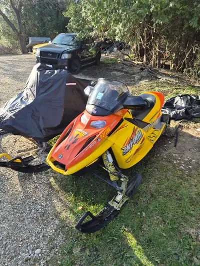 Great sled, rebuilt engine, runs perfect. Has electric start and reverse, good track. I have no time...