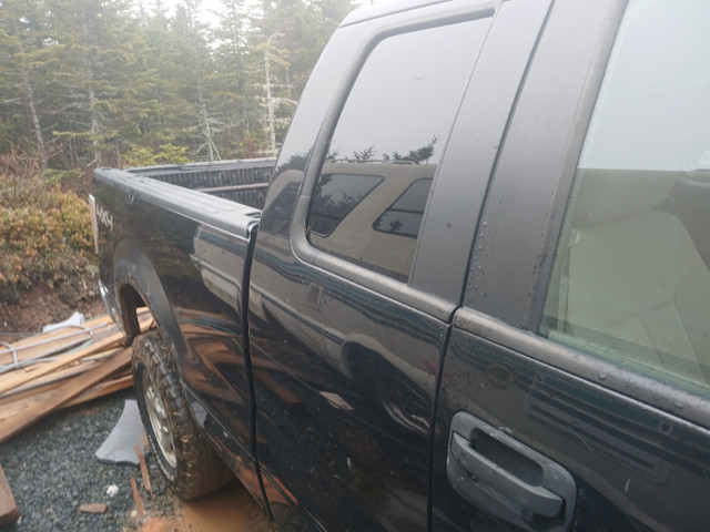 Ford F150 xlt with towing package, four by four in Cars & Trucks in Dartmouth - Image 3