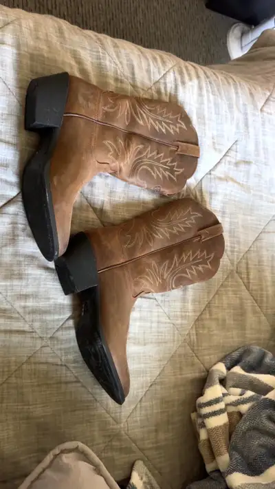Women’s Ariat cowboy boots, View more