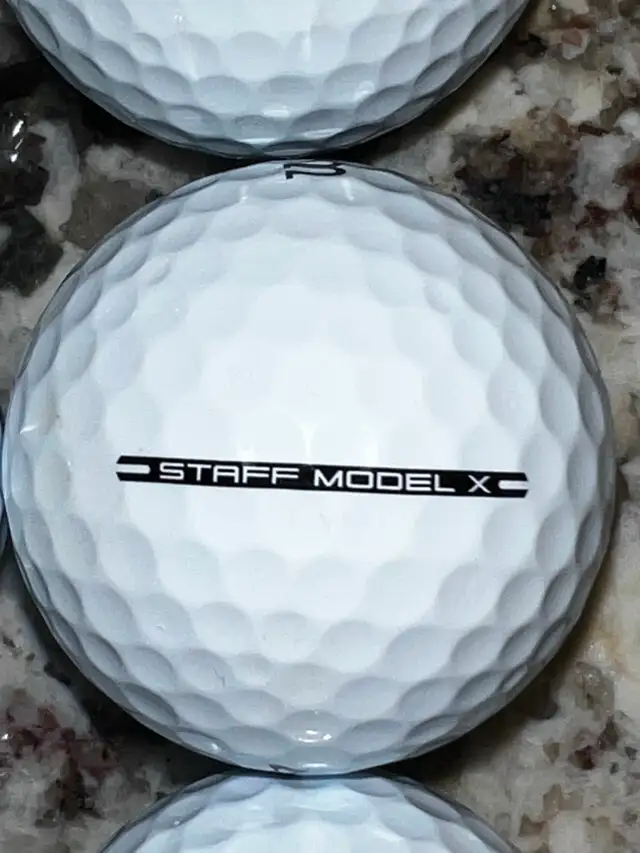 Wilson Model, Staff Model, Staff Model X used golf balls in Golf in Kitchener / Waterloo - Image 7