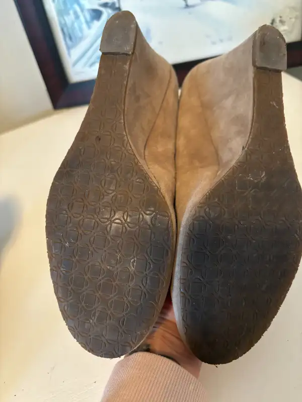 Women's Shoes - Size 7 in Women's - Shoes in City of Toronto - Image 10
