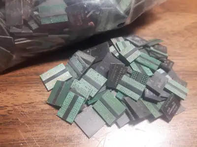 Approx. 4.2 kg total weight – sold as one bulk lot. Mixed gold-plated e-scrap lot including CPUs, IC...