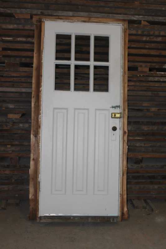 Wood Entry Door in Windows, Doors & Trim in Kitchener / Waterloo - Image 2