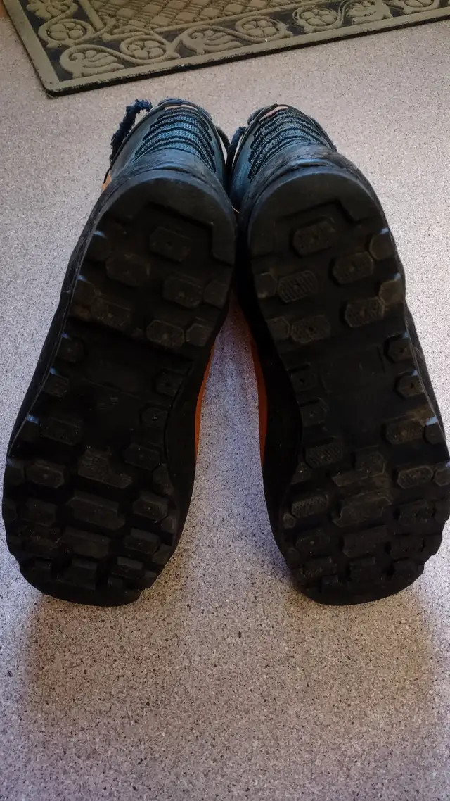 Logging Boots in Men's Shoes in Trenton - Image 7