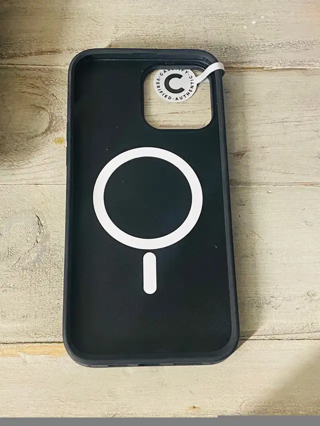  iPhone 13 Pro Max-Mirror Case MagSafe Compatible! in Cell Phone Accessories in Mississauga / Peel Region - Image 3