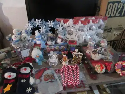 lot de décorations de noël, View more