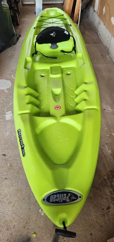 Only used twice. In pretty much brand new condition, it's just too heavy for me to load on and off m...