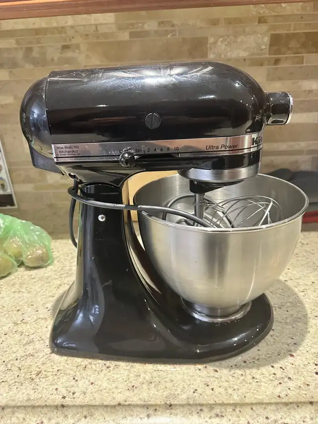 KitchenAid Ultra Power Stand Mixer in Processors, Blenders & Juicers in City of Toronto - Image 3
