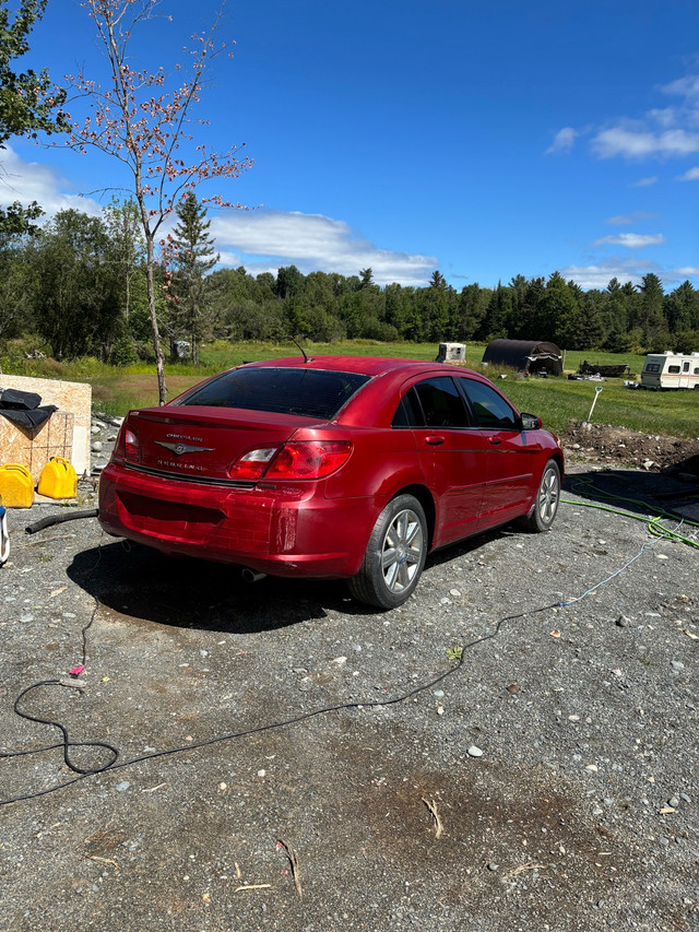 2010 Chrysler Sebring limited edition in Cars & Trucks in Sudbury - Image 3